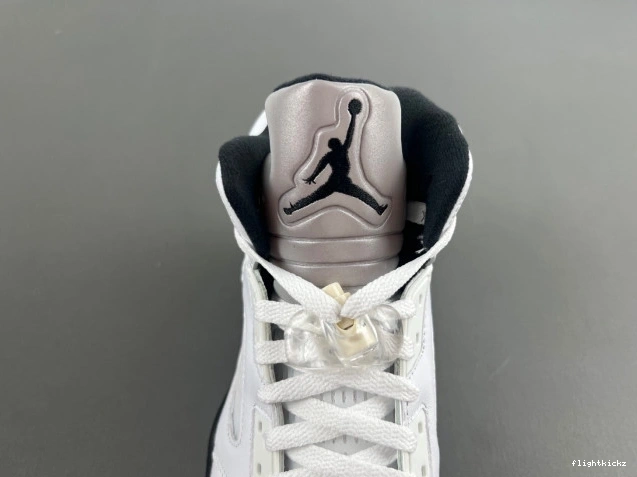 AIR 5 DD0587-110 JORDAN BLACK' 'WHITE RETRO 0927